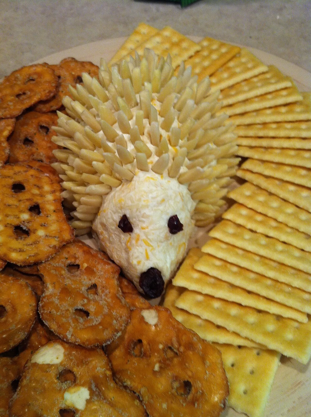 Cheese ball (hors d'oeuvre)
