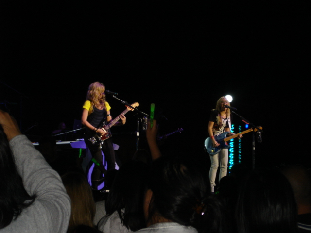 Aly & AJ