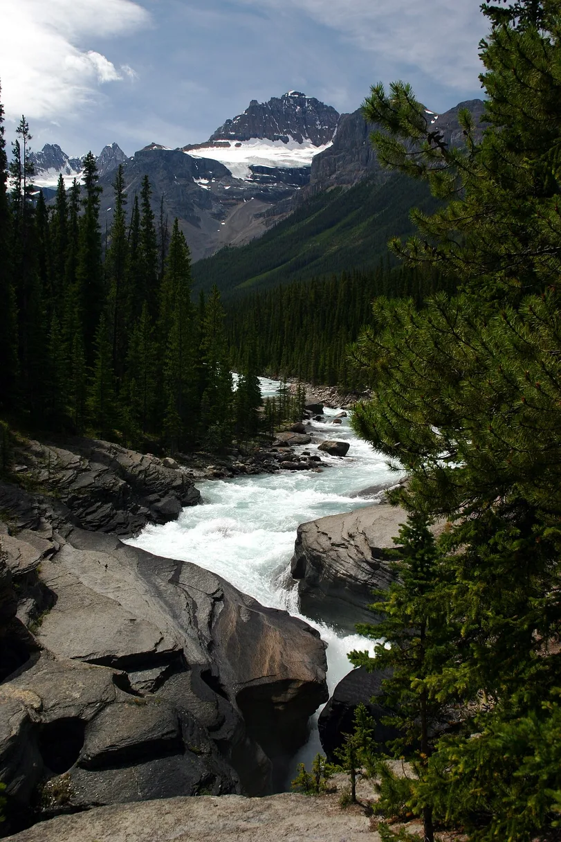 Mistaya Canyon