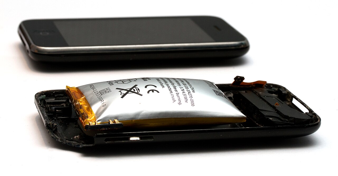 Expanded lithium-ion polymer battery from an Apple iPhone 3GS