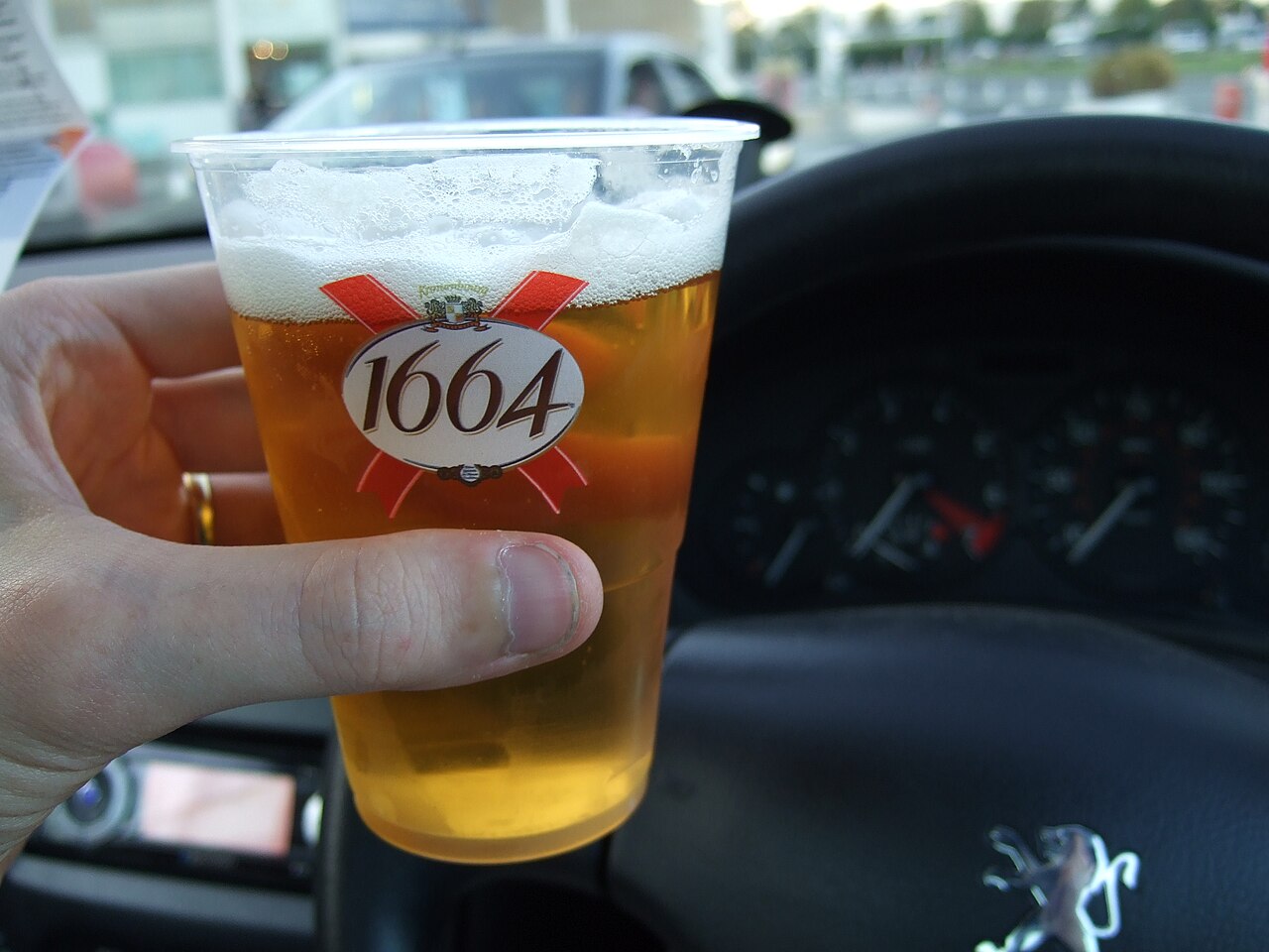 1664 (beer)