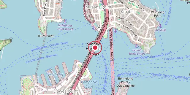 Street map of the area around Sydney Harbour Bridge; the red dot marks 33°51′07″S 151°12′40″E