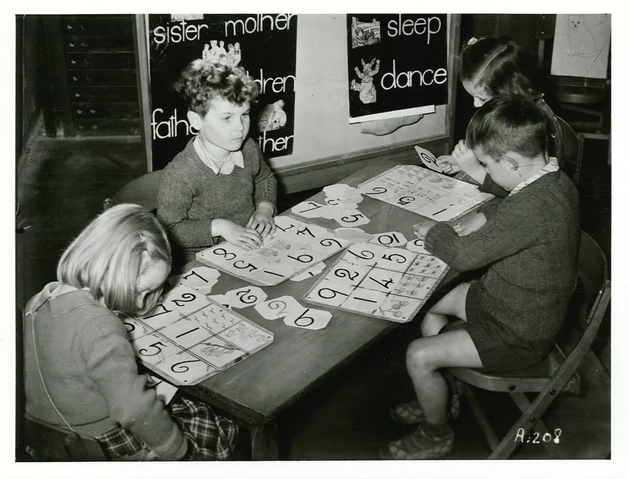 Spread of infant schools outside Britain and Ireland