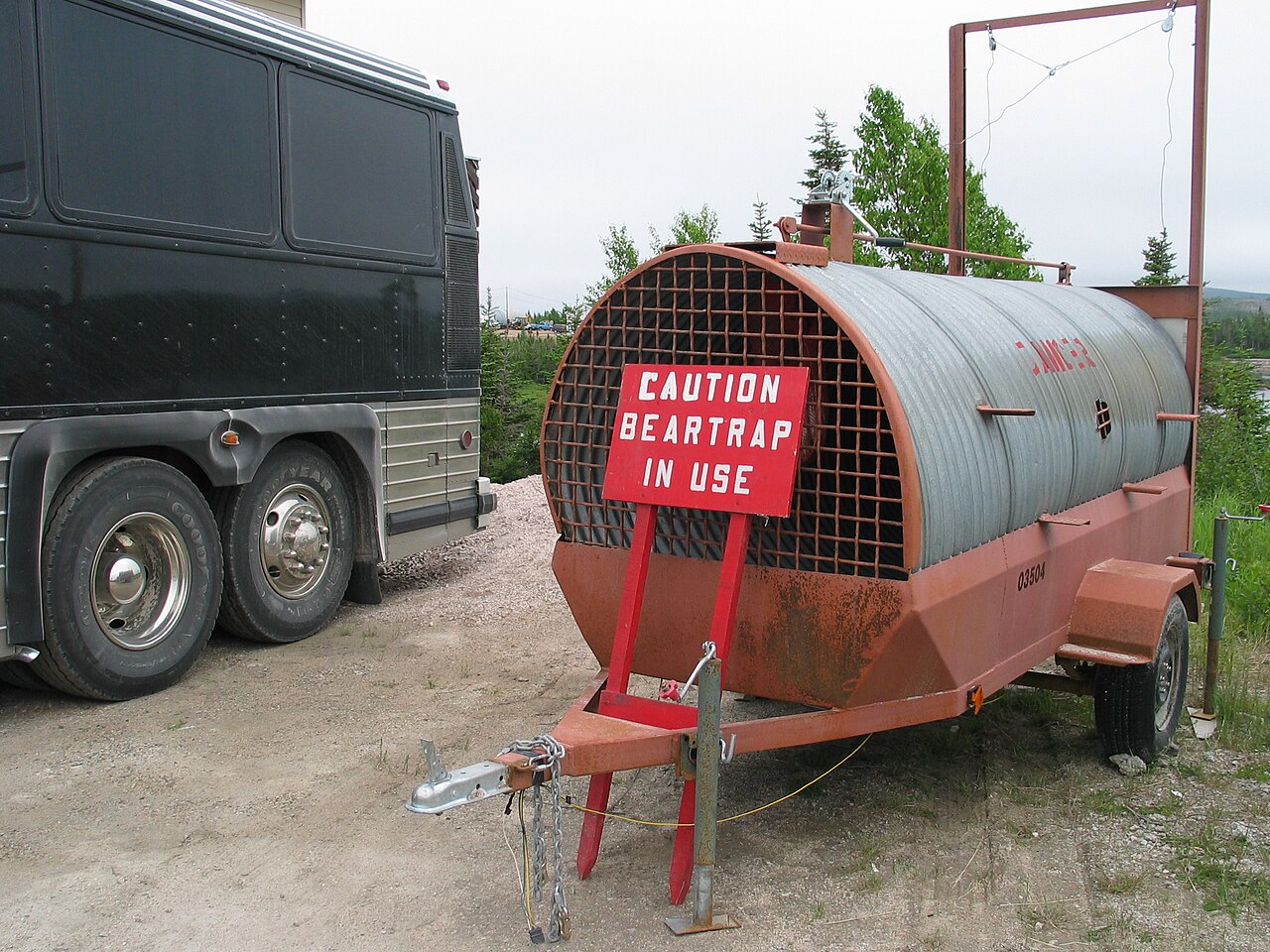Beartrap (hauldown device)
