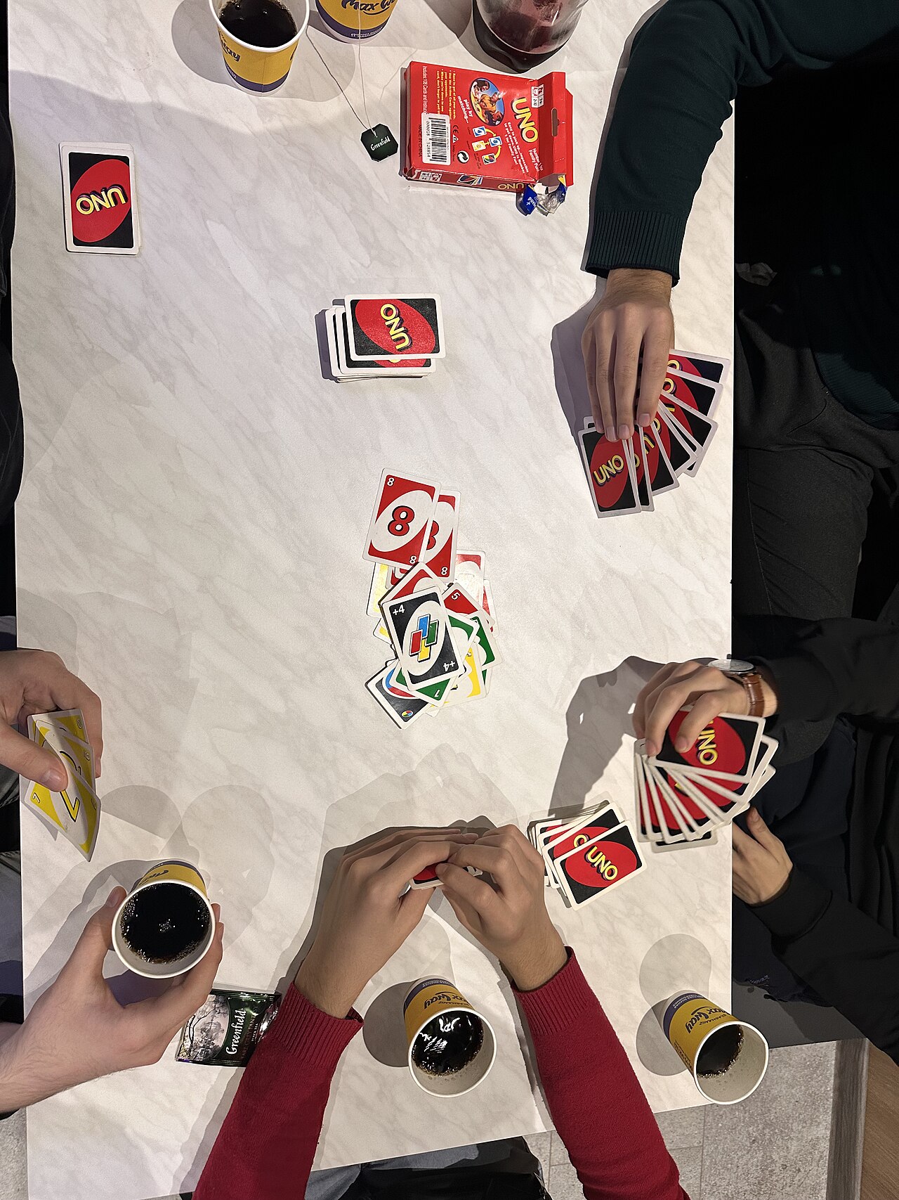 Uno (card game)