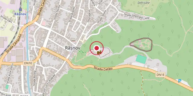Street map of the area around Râșnov Fortress; the red dot marks 45°35′28″N 25°28′08″E