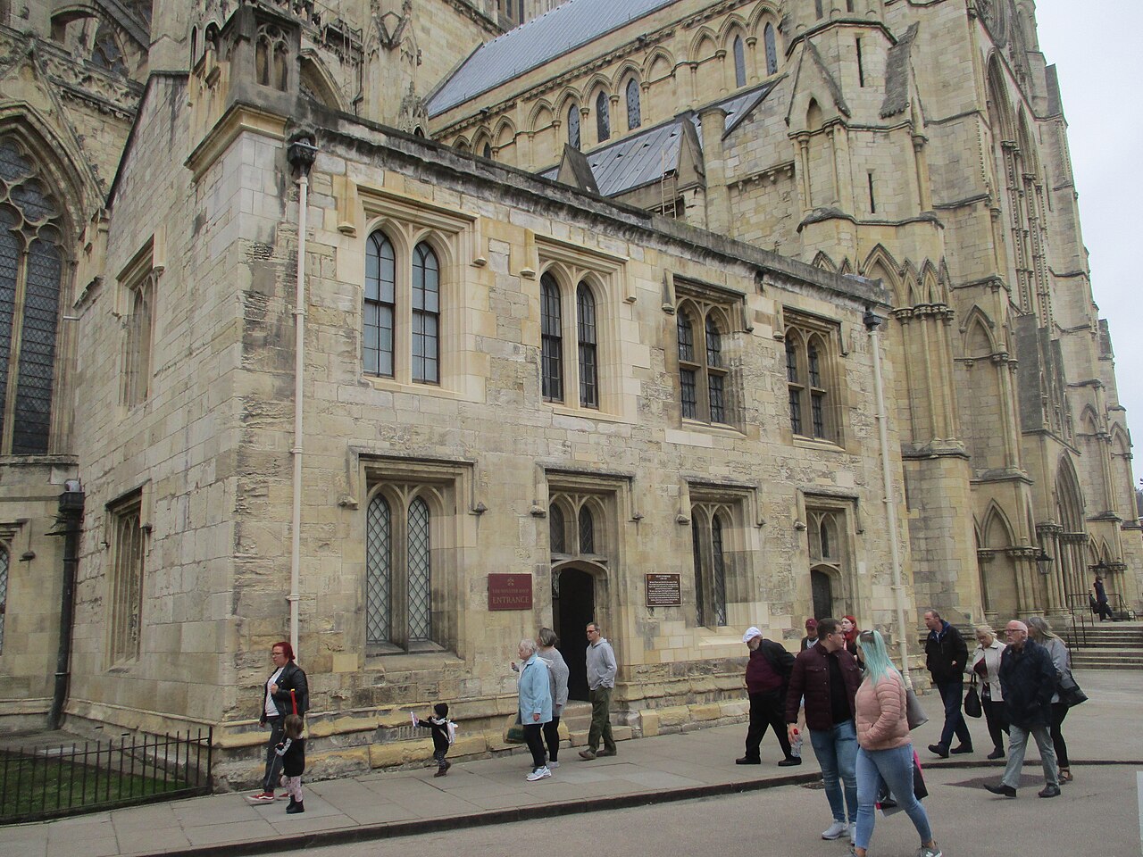 The Minster Shop, Minster Yard, York (29th August 2020)