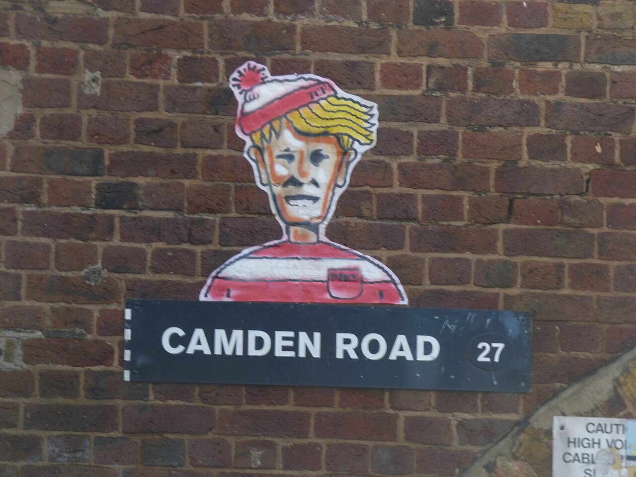 Regents Canal - Camden Town - Camden Road - Where's Wally?