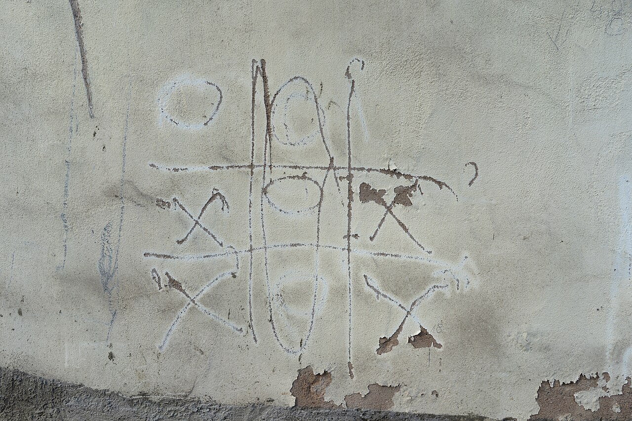 Tic-tac-toe