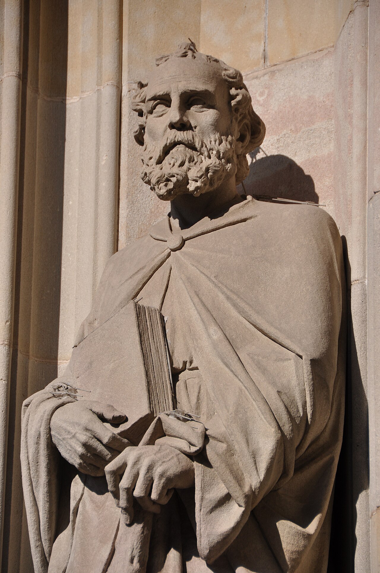 Barcelona. Cathedral church of the Holy Cross and Saint Eulalia. Neo-Gothic facade. Apostle James son of Alphaeus. 1887-1890. Agapit Vallmitjana, sculptor
