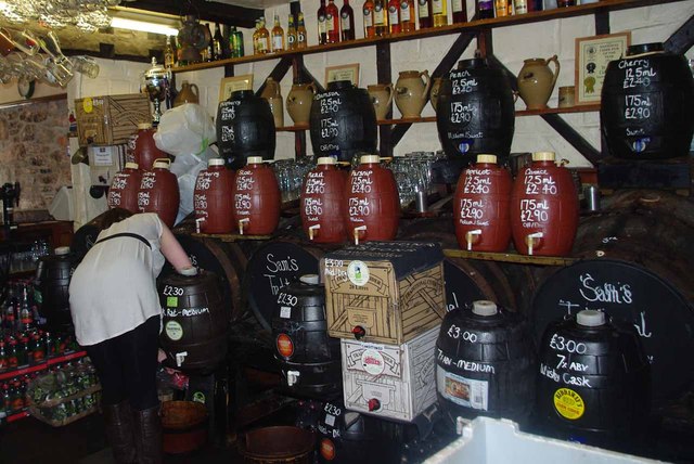 Cider Bar - geograph.org.uk