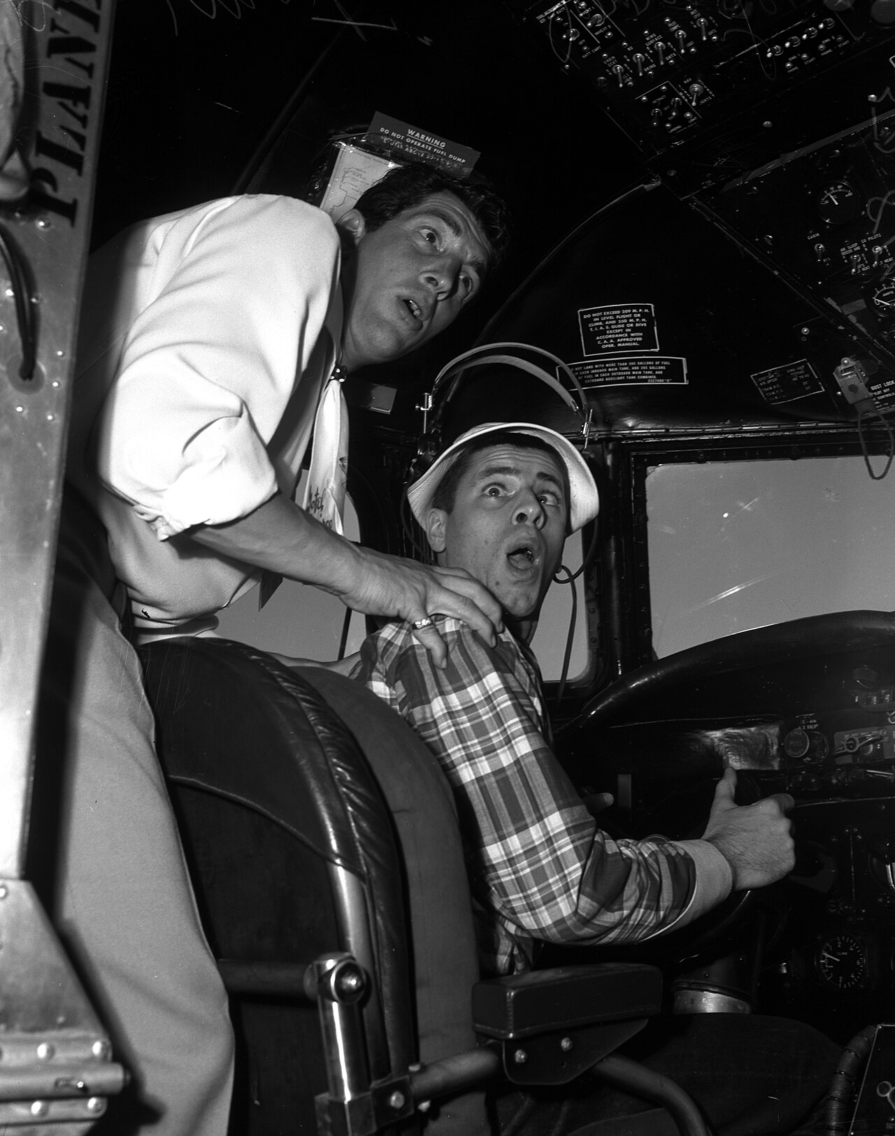 Dean Martin and Jerry Lewis mugging it up