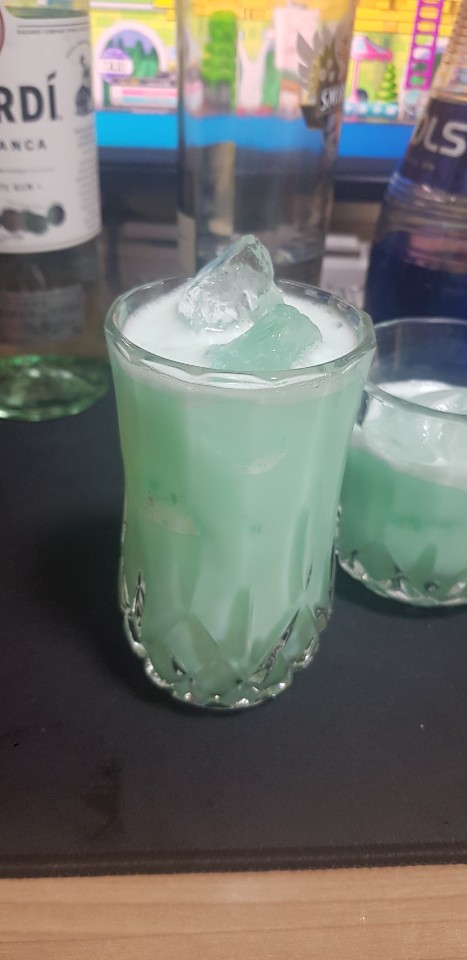 Blue Hawaii (cocktail)