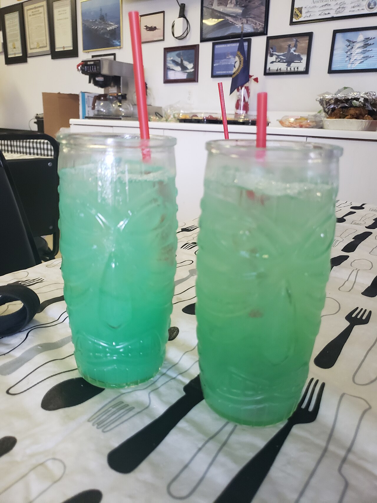 Blue Hawaii (cocktail)