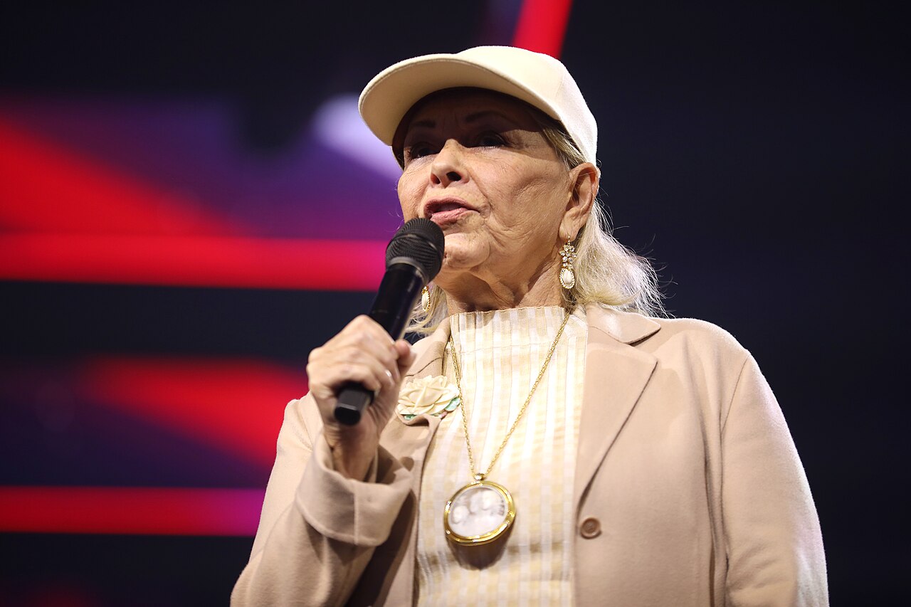 Roseanne Barr