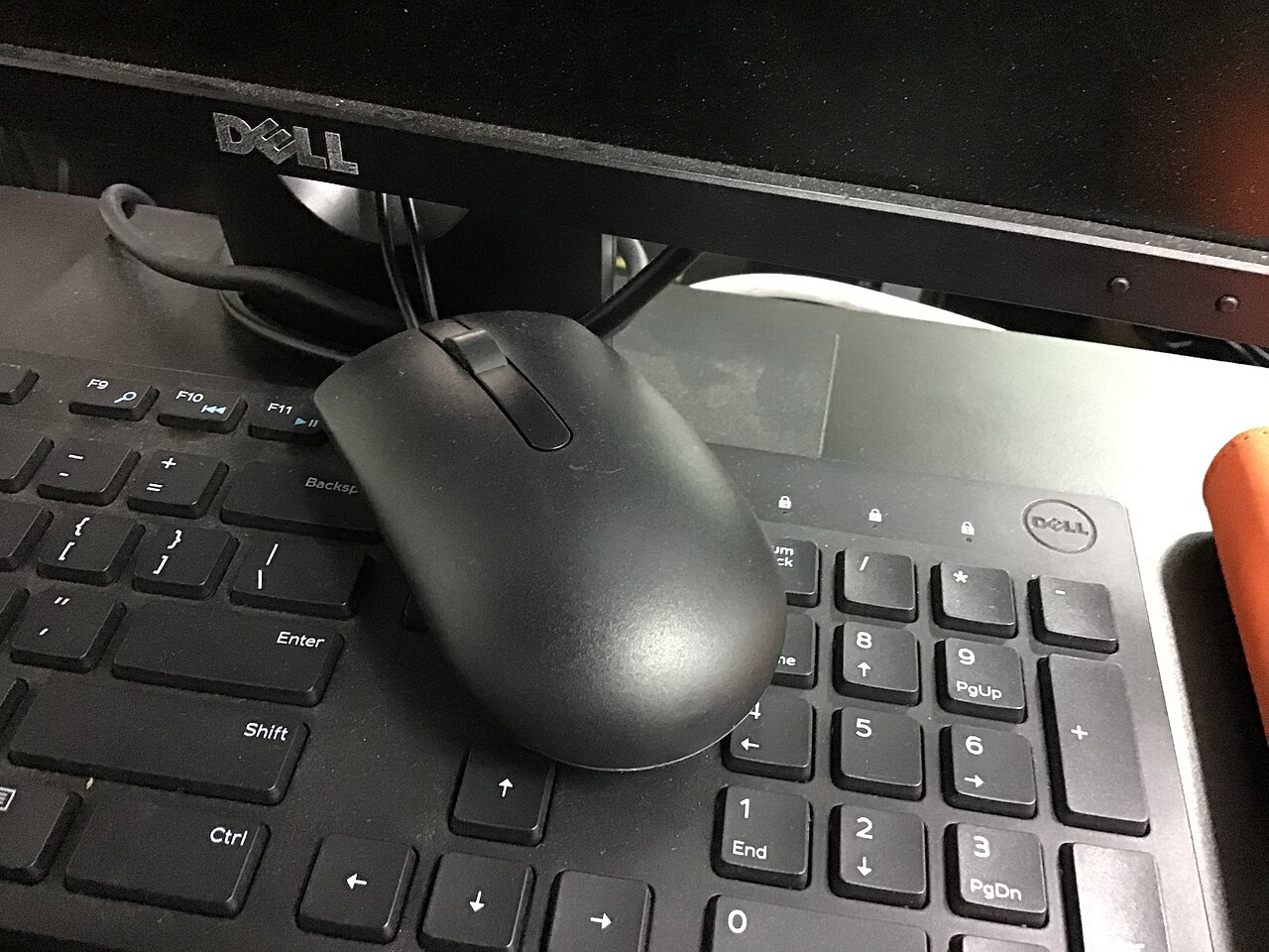 Computer mouse