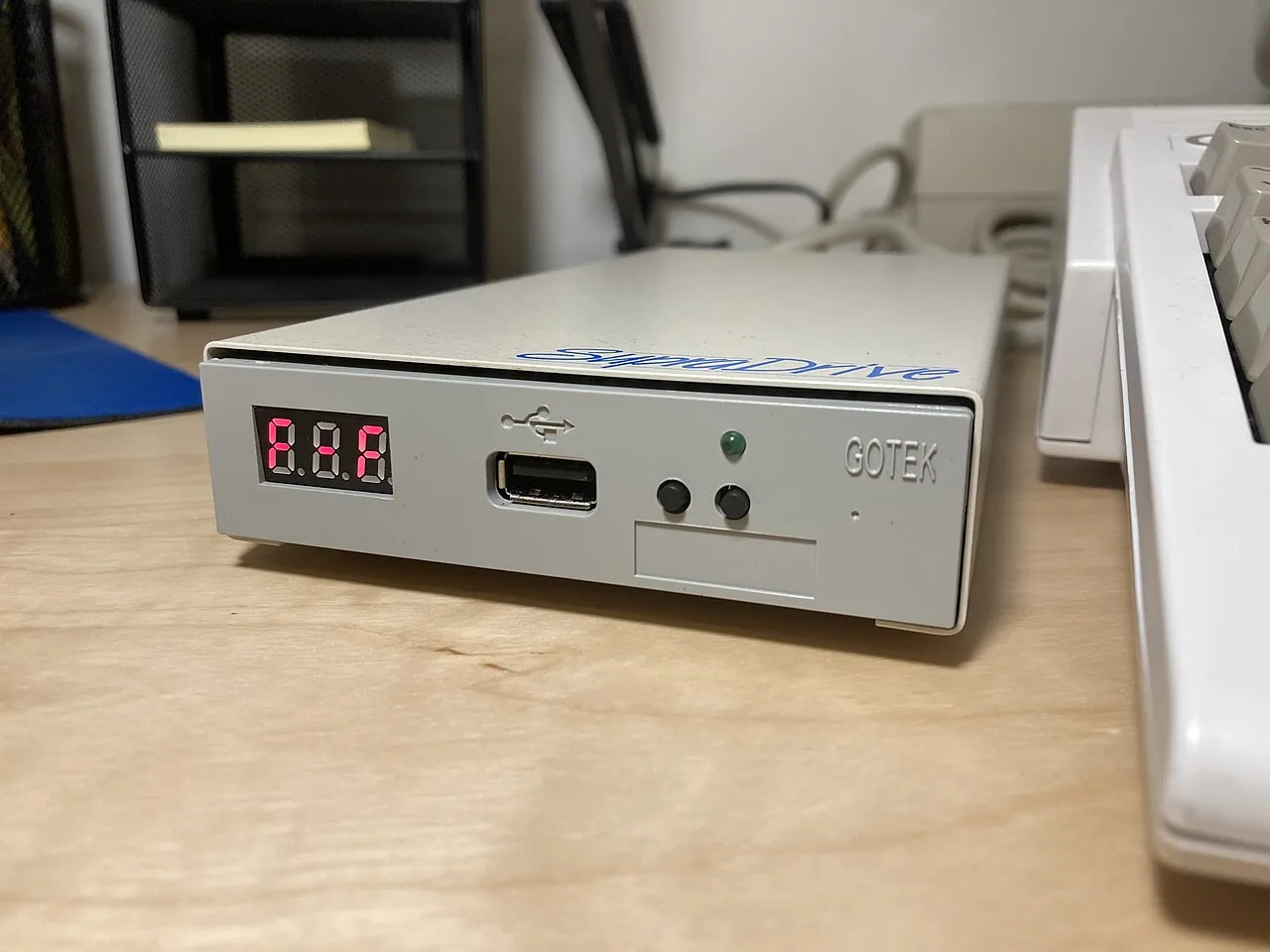 Floppy disk hardware emulator