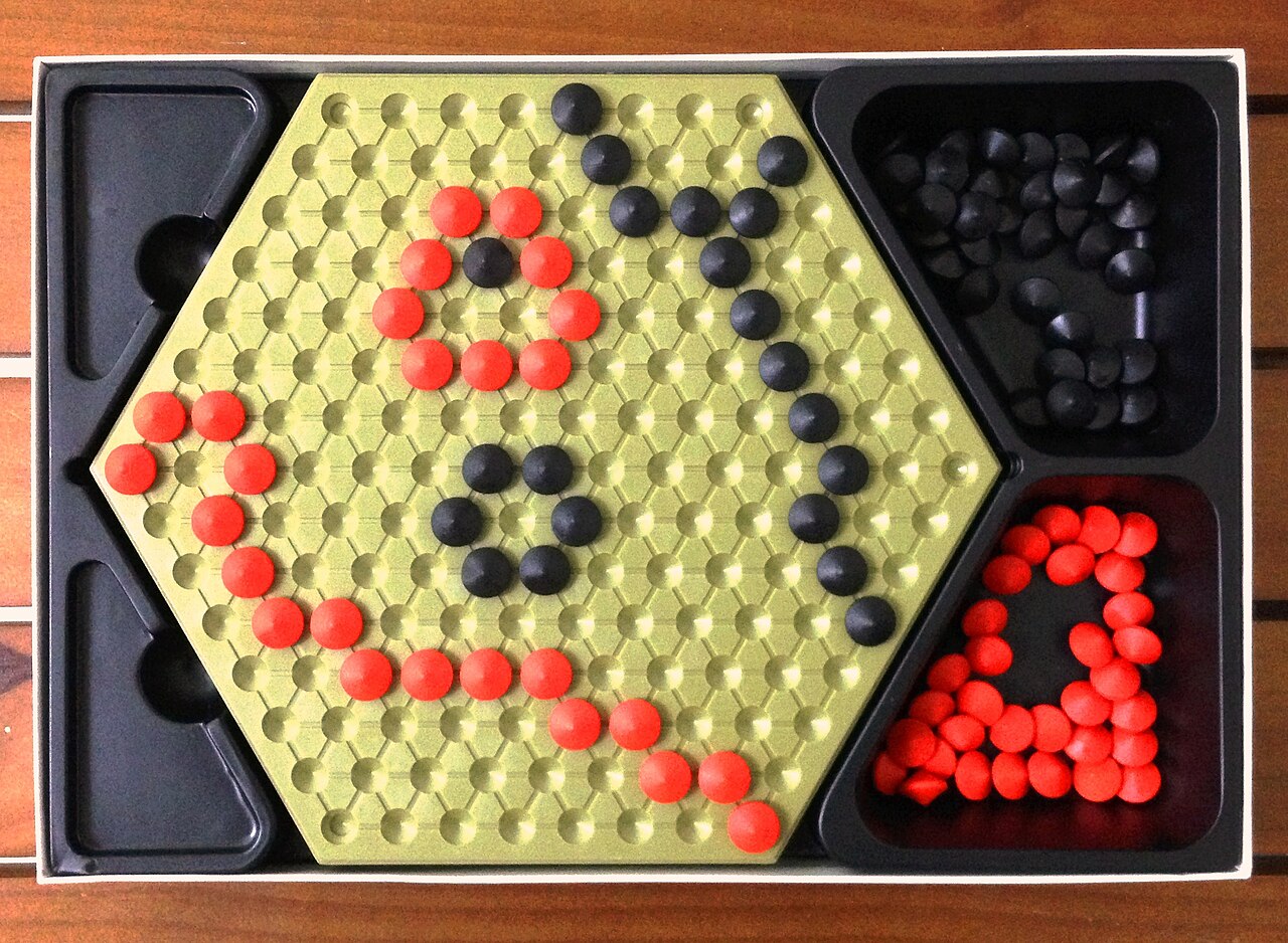 Havannah (board game)