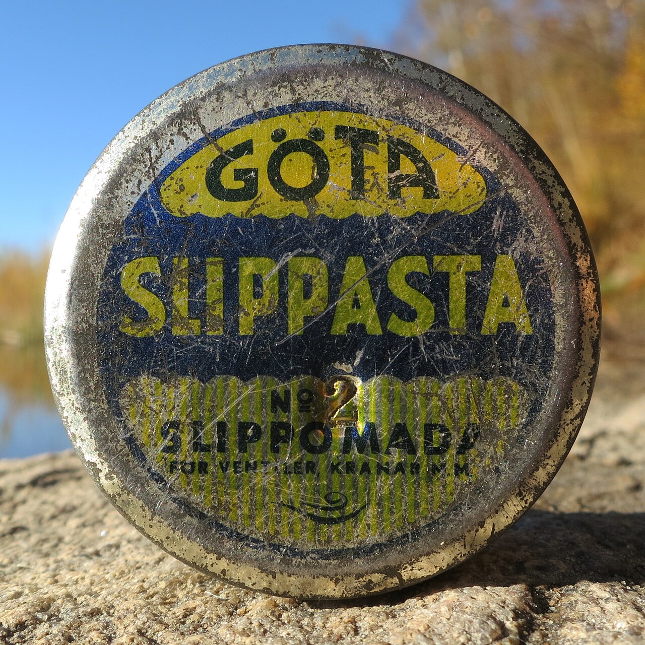 1960s Goeta slippasta No 2 Swedish abrasive paste for polishing metal