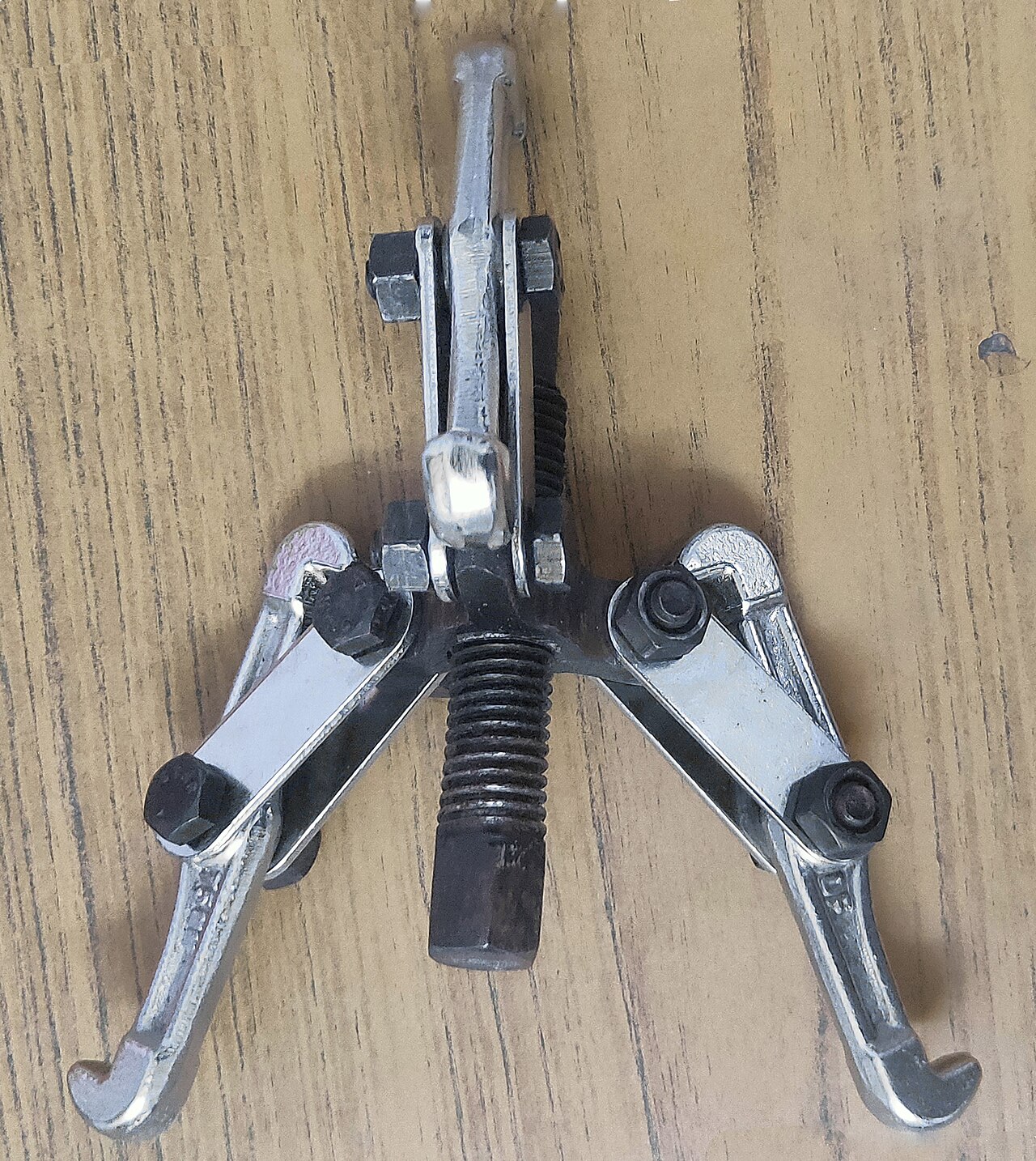 BEARING PULLER