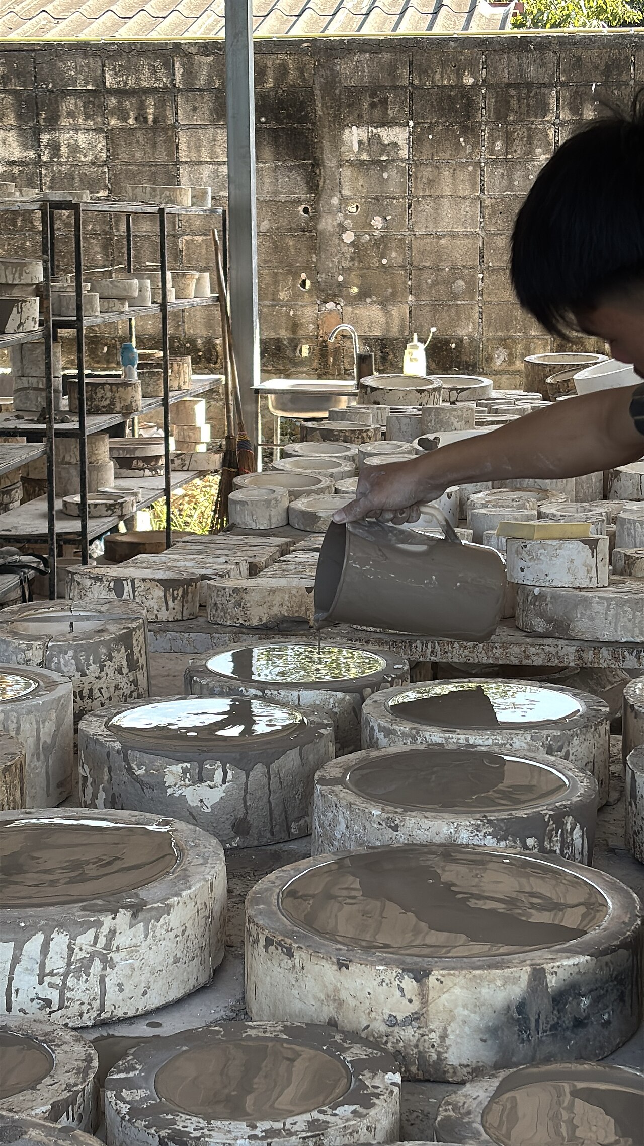 Ceramic manufacturing process in Thailand