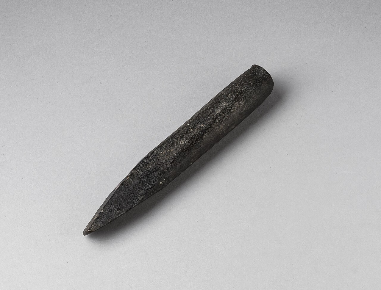 Chisel, bronze - Museo Egizio, Turin S 7514 p01