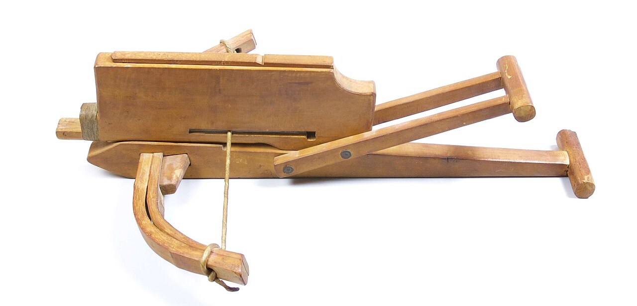 Repeating crossbow