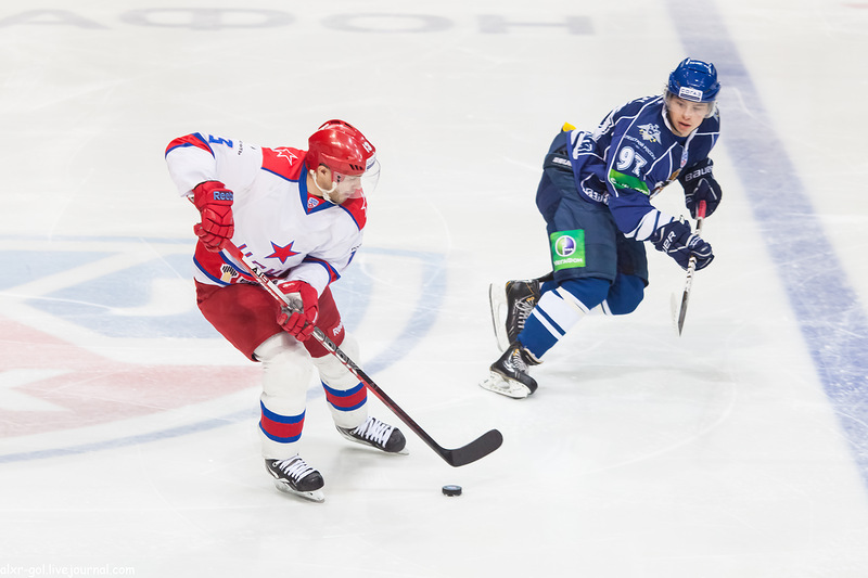 Datsyuk and Gusev 2012-11-30 Amur Khabarovsk—CSKA Moscow KHL-game