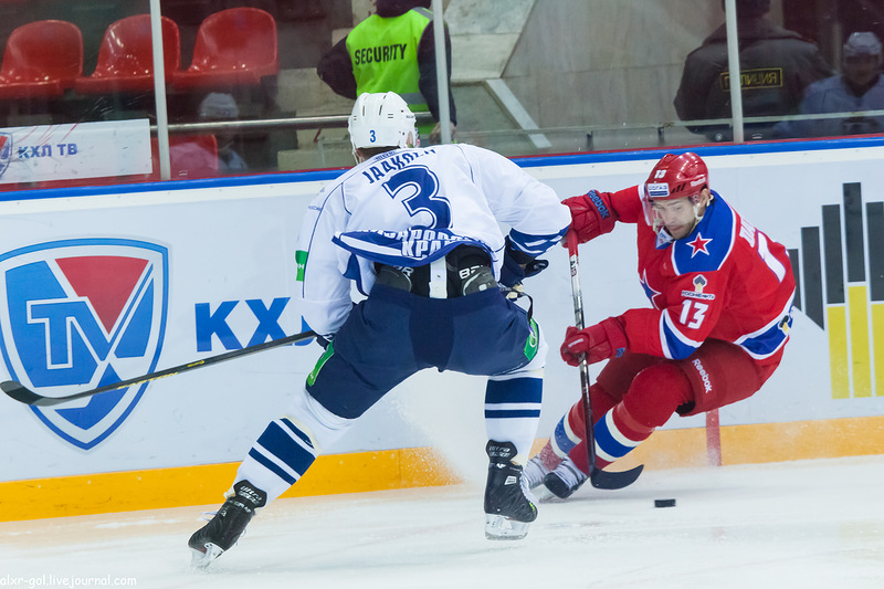 Datsyuk and Jaakola 2012-11-02 CSKA Moscow—Amur Khabarovsk KHL-game