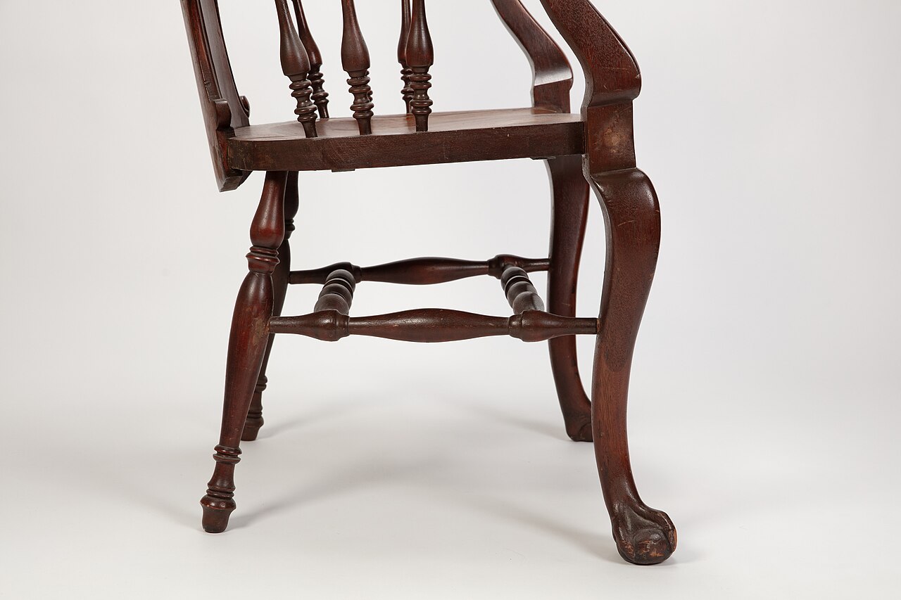 "Dragons" armchair