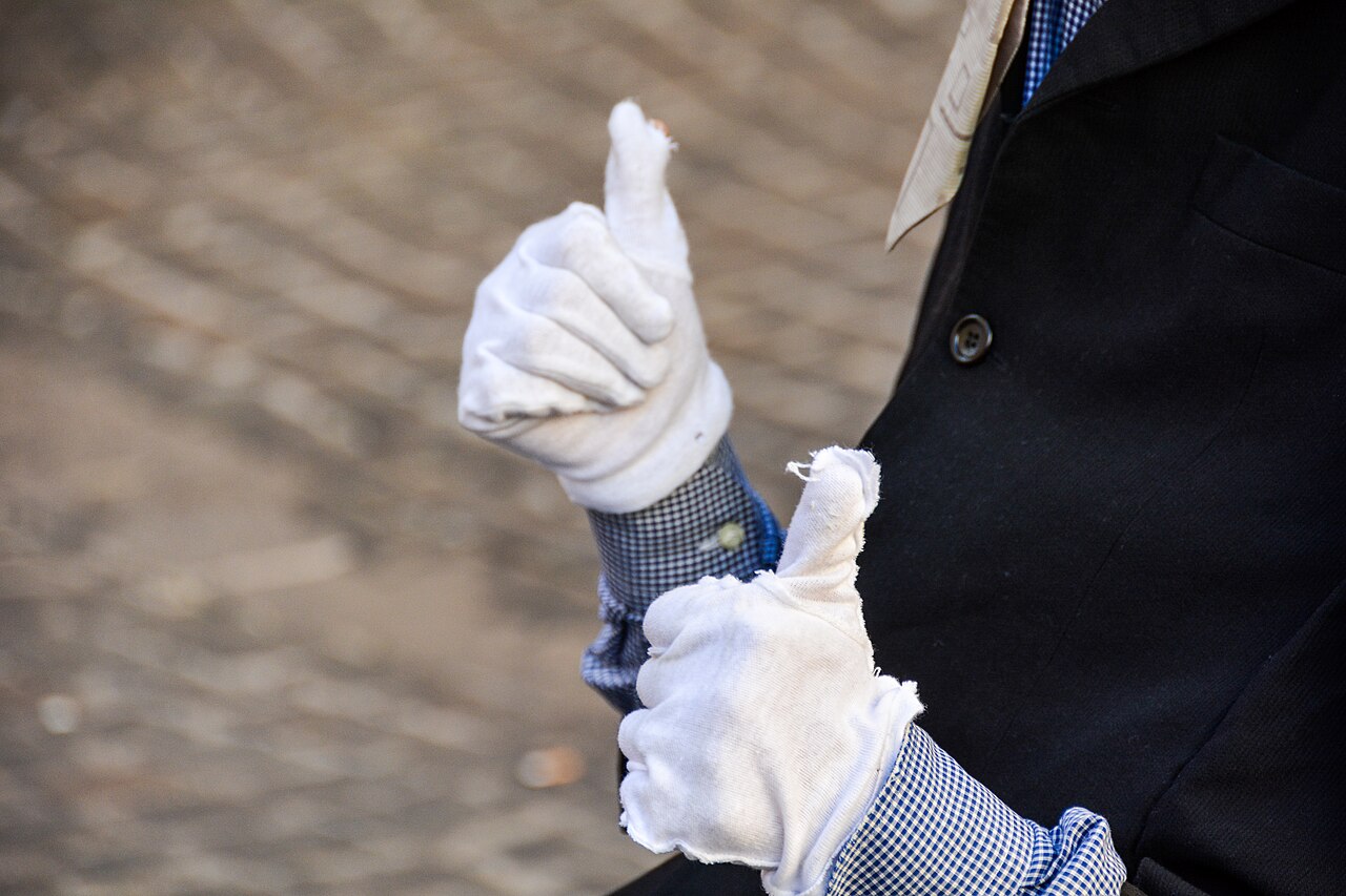 Invisible hand