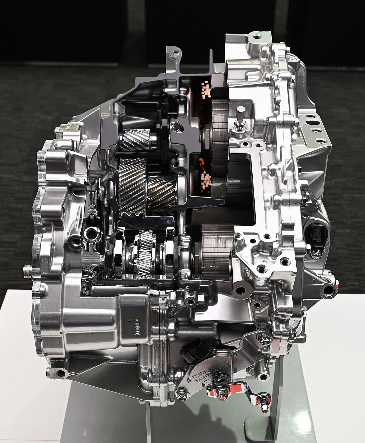 Torque motor