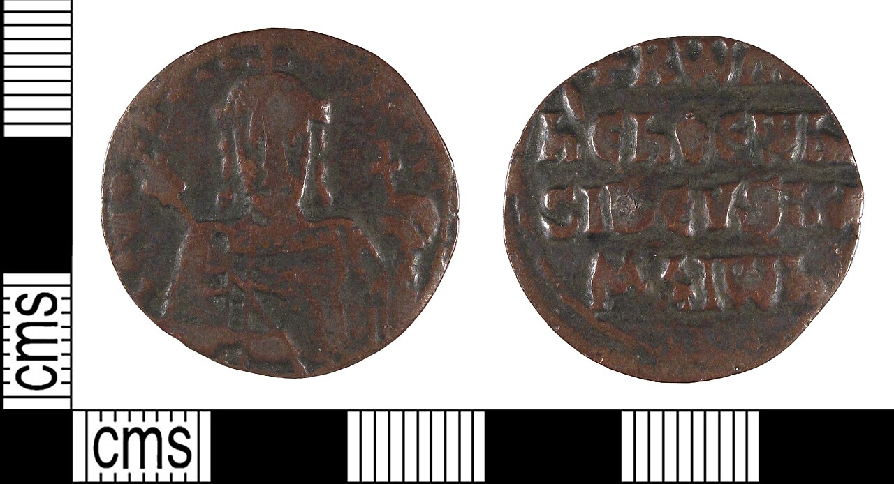 Byzantine Coin, Follis of Constantine VII and Romanus I (FindID 502192)