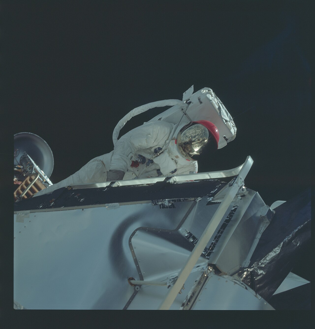 Commercial Lunar Mission Support Services