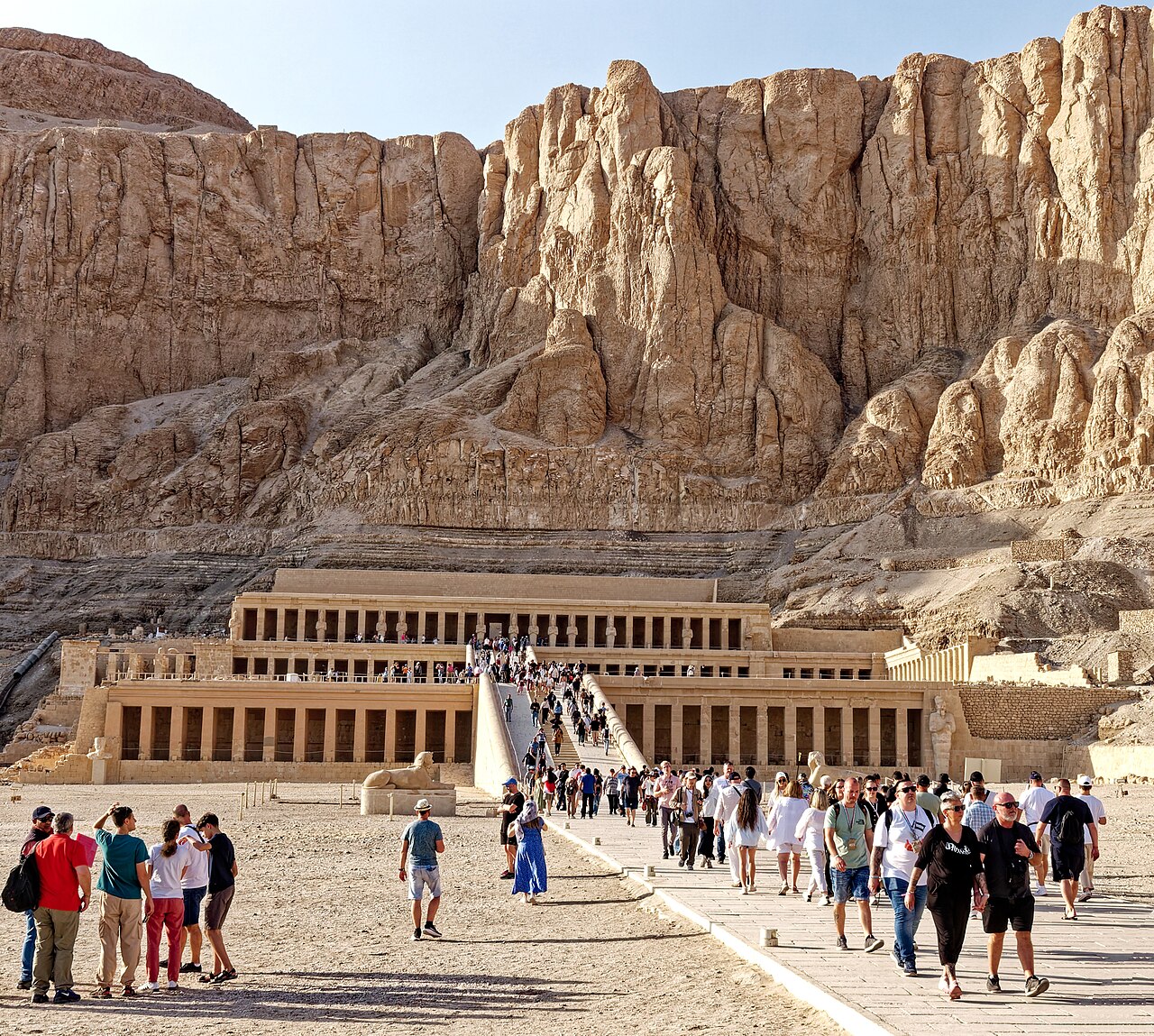 "Millionenjahrhaus" - Totentempel der Hatshepsut.