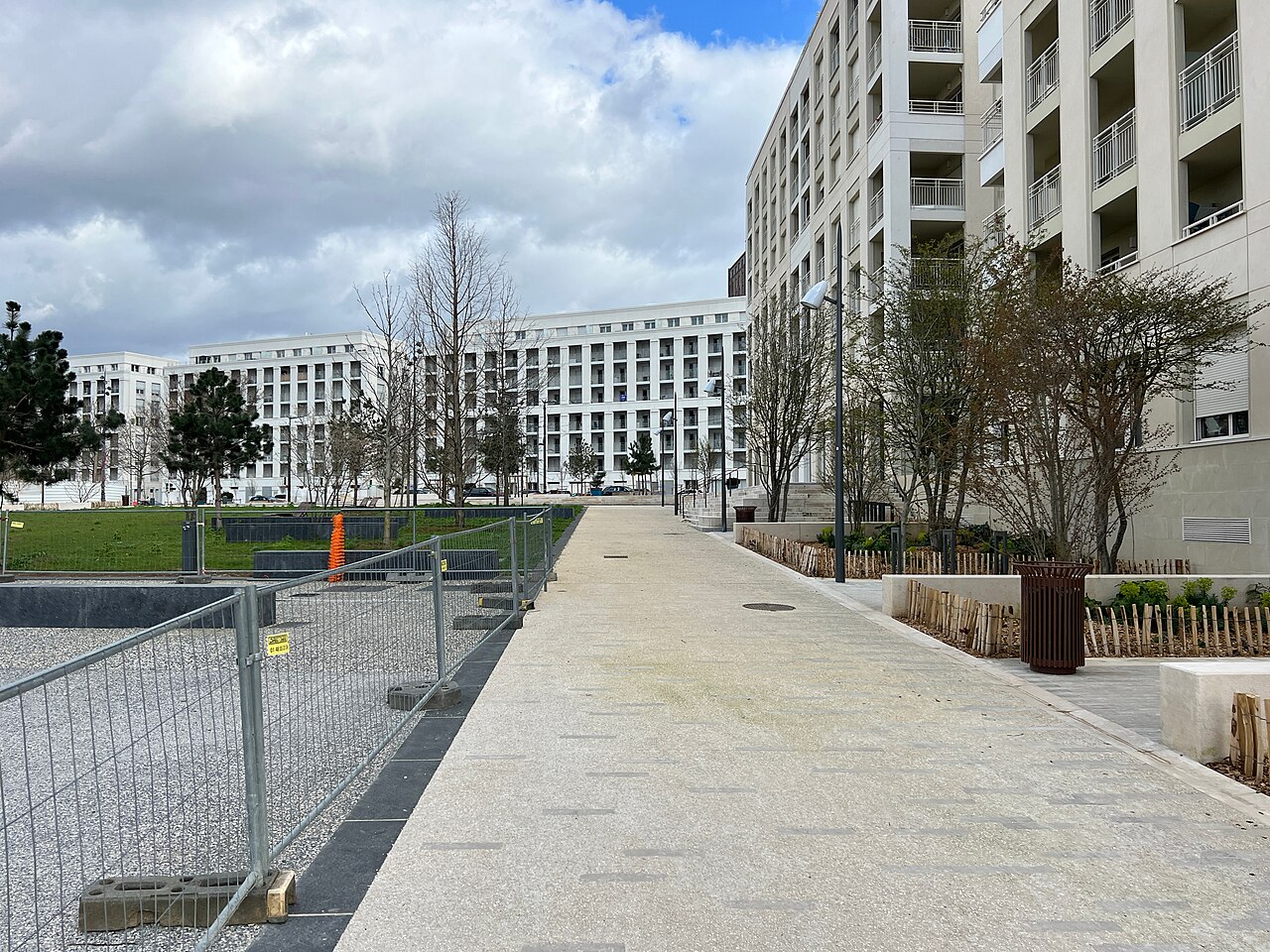 Esplanade Ferdinand Magellan - Noisy-le-Grand (FR93) - 2023-03-25 - 4