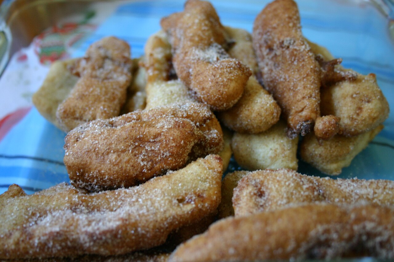 Banana fritter