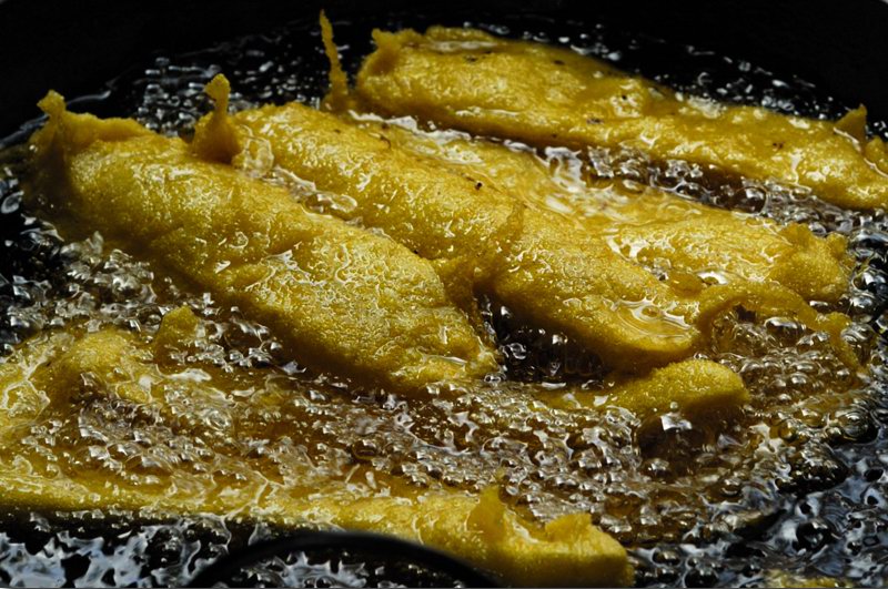 Banana fritter