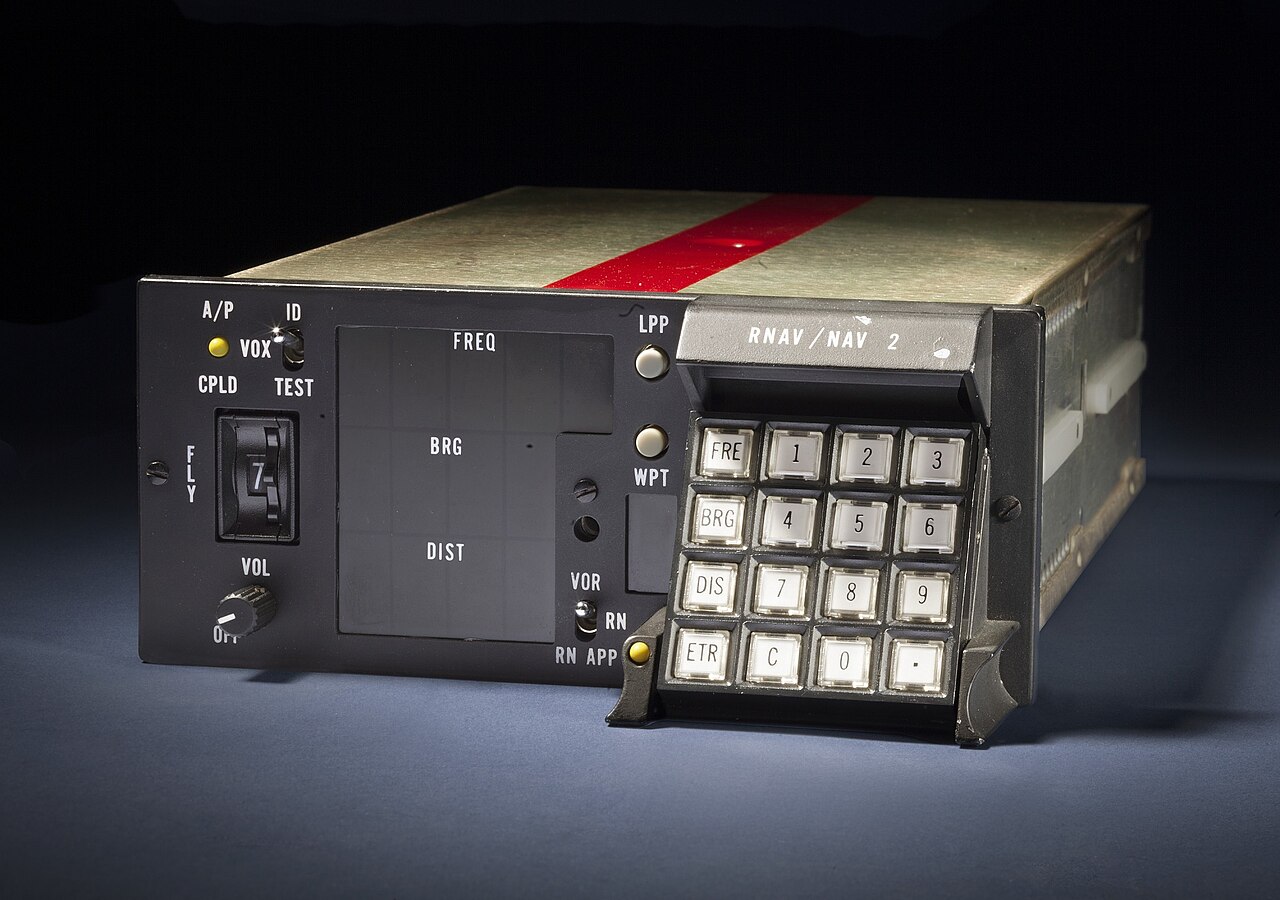 Area Navigation (RNAV) Unit Display and Computer, RN-1079A - DPLA - 7e2a90a7a2cc03175147ede83e377663 (page 1)