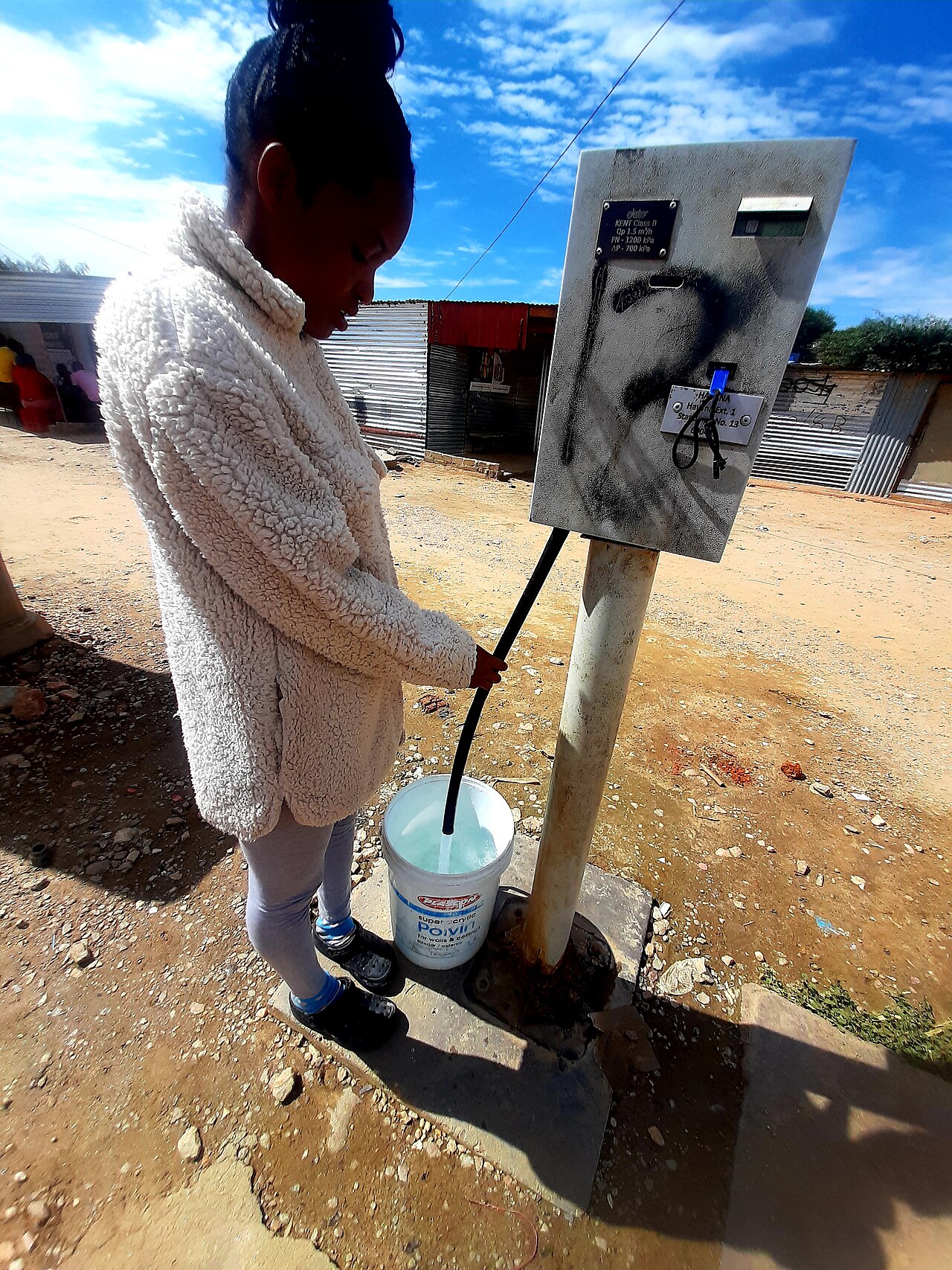 A community water card tap