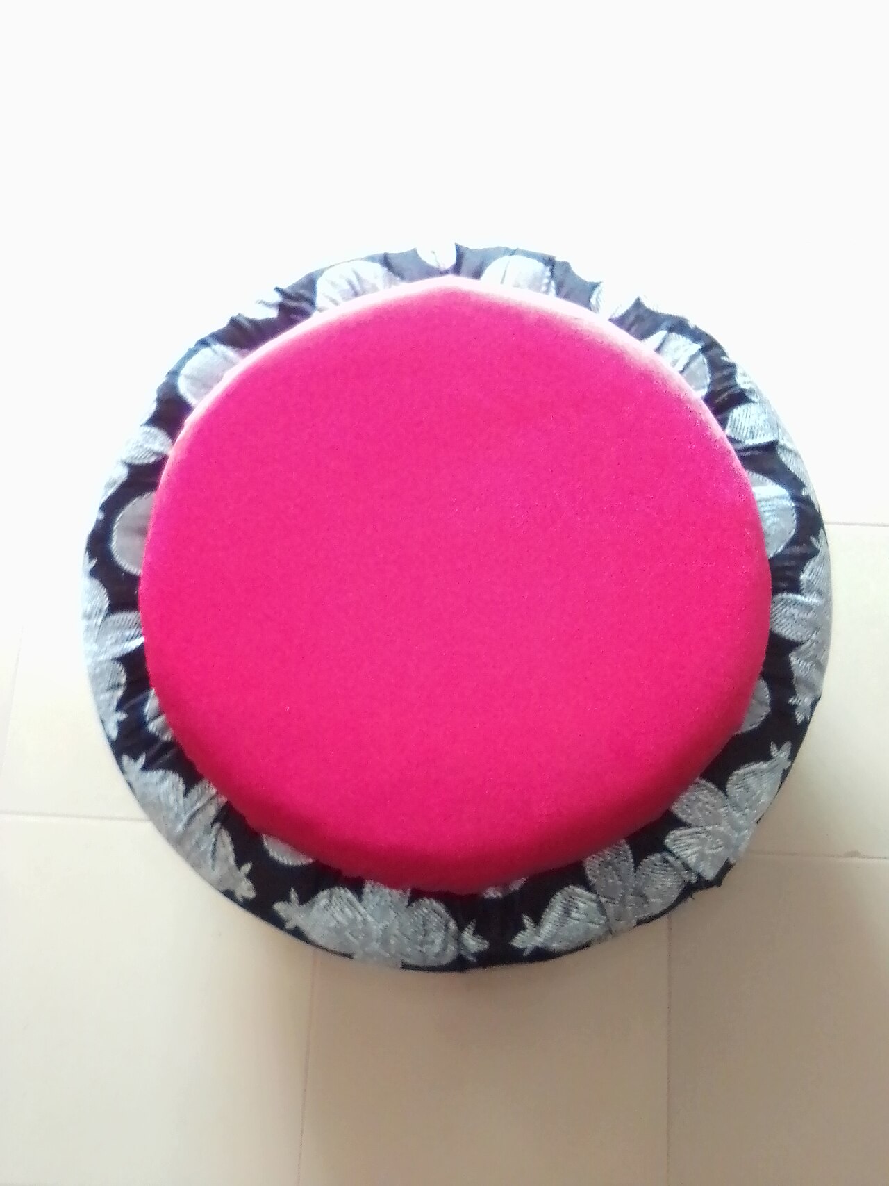 Ottoman (furniture)