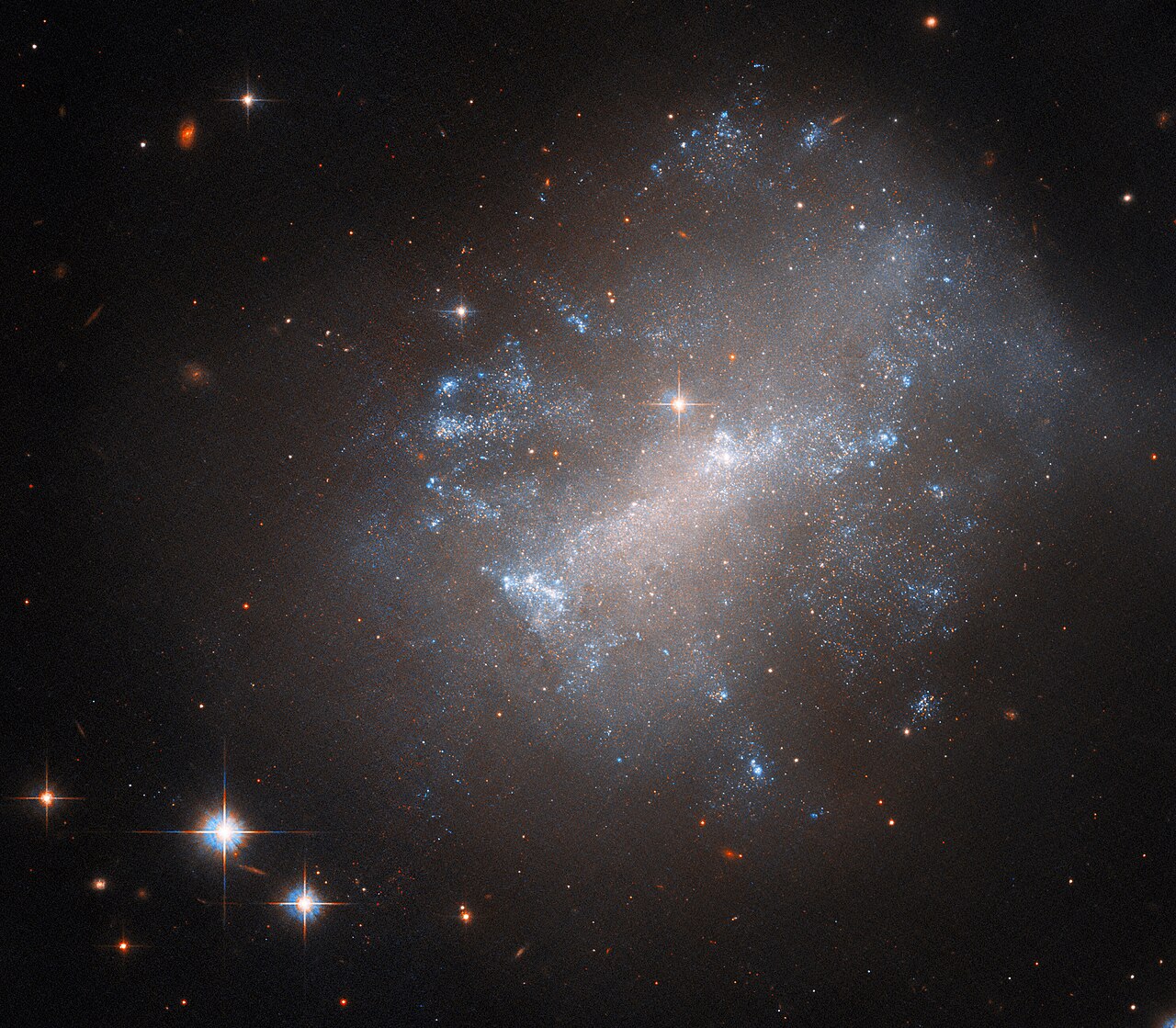Low surface brightness galaxy