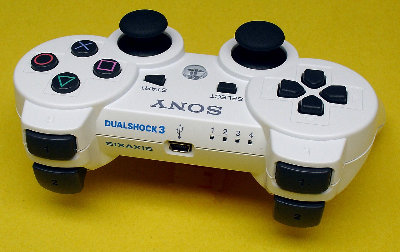 DualShock3WhiteTopMarkings