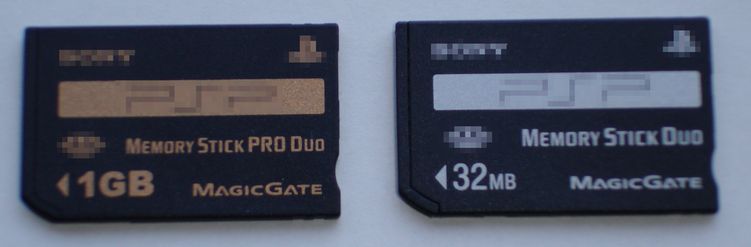 PSP Accessories MSPRODuo 32MB&1GB