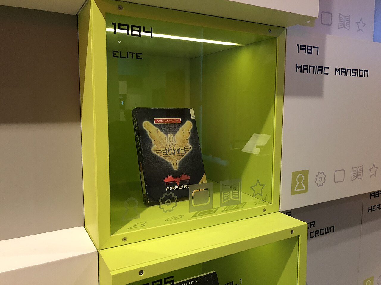 Elite (video game)