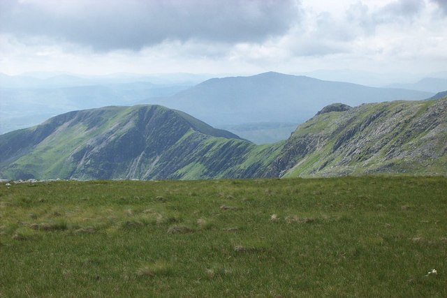 Grassy Plateau with a View - geograph.org.uk