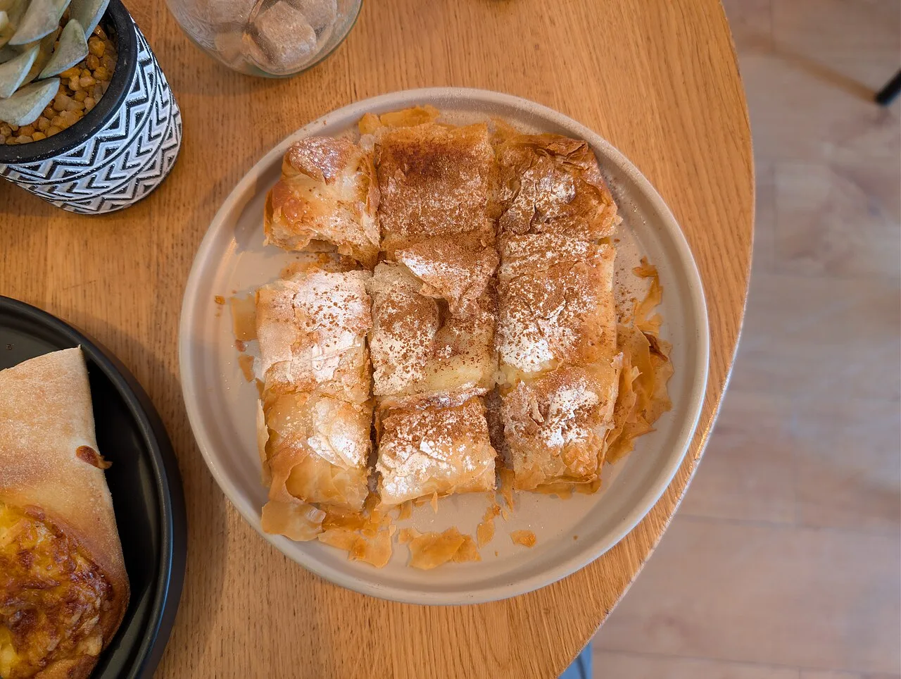 Bougatsa