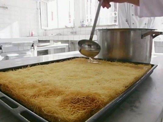 Kadayif (pastry)