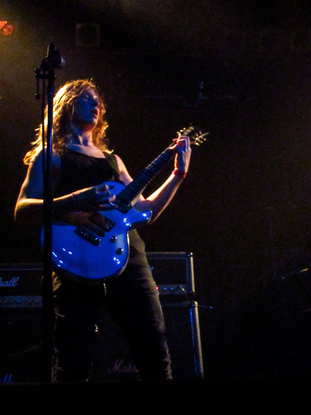 Alien Weaponry