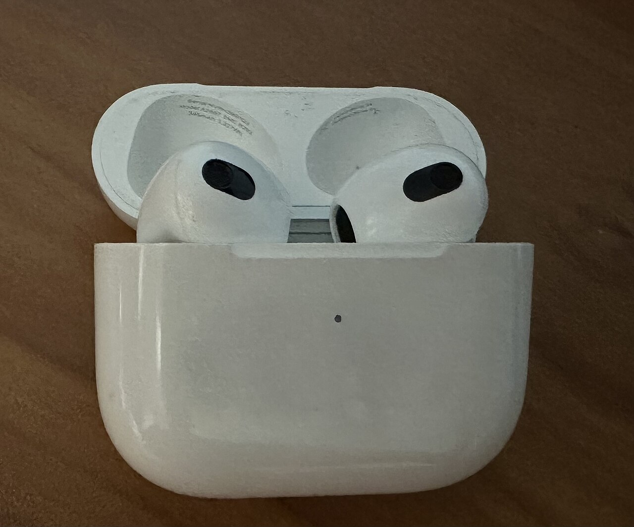 AirPods